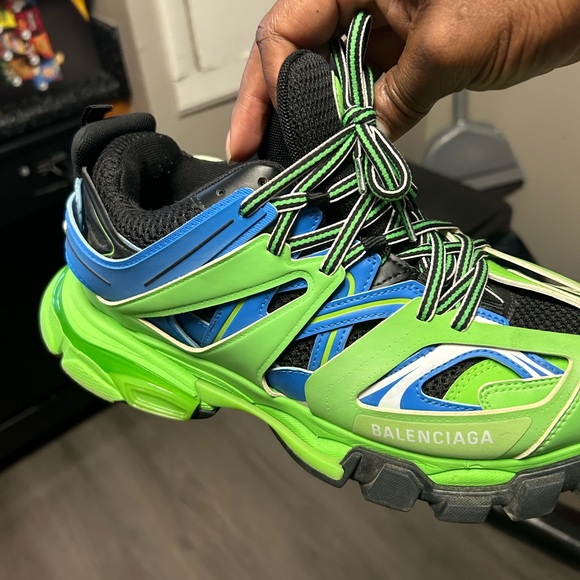 Balenciaga’s size with box - Picture 4 of 9